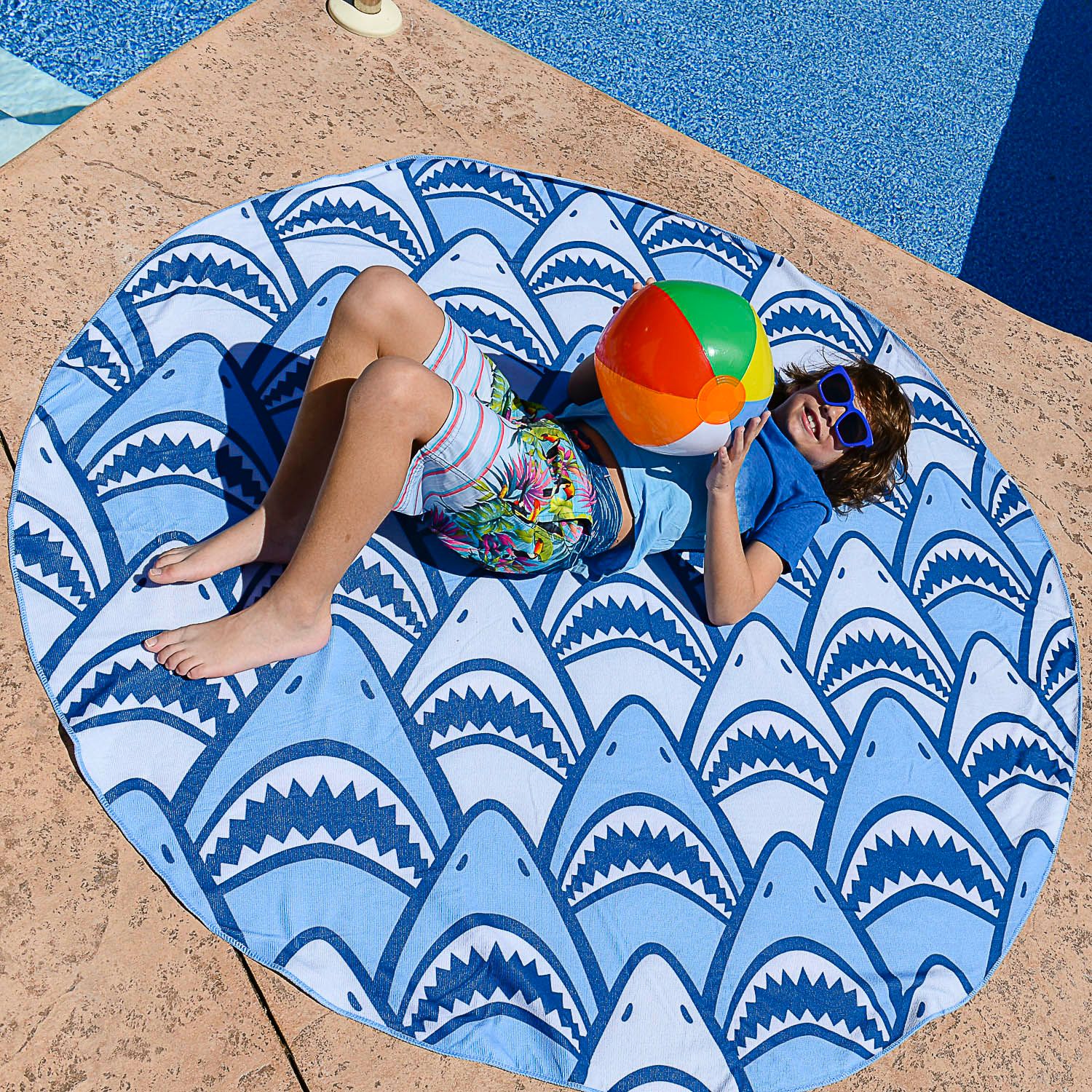 SHARK FRENZY ROUND TOWEL