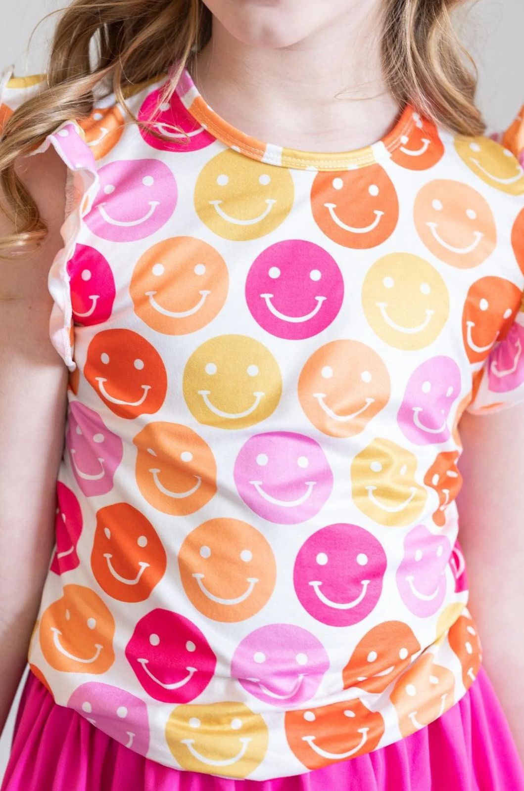 DONT WORRY, BE HAPPY RUFFLE TEE