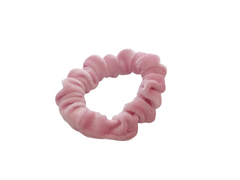 SCRUNCHIE TERCIOPELO ROSAS
